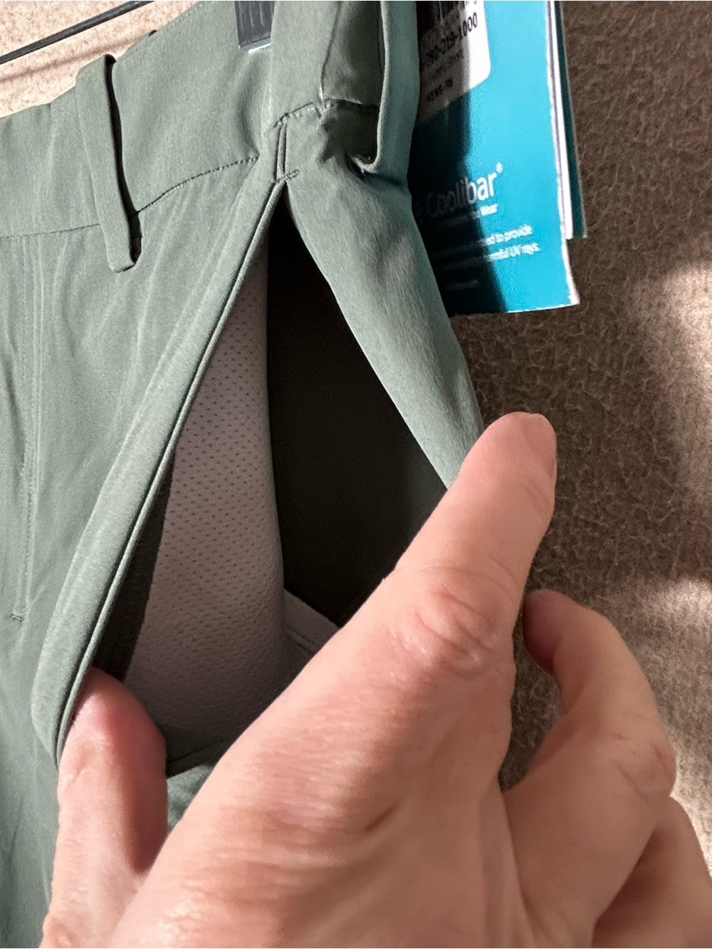 New Coolibar Trek Hybrid Shorts Mens Tag Size 38 Green Outdoor Hiking Comfort - Picture 6 of 15